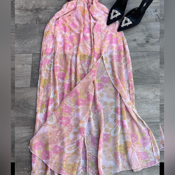 Paisley Pink maxi dress - Picture 2 of 8